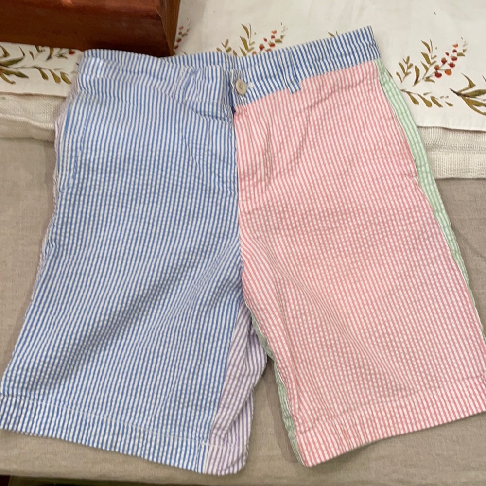 Vineyard Vines colorblock boys size 10 seersucker shorts euc